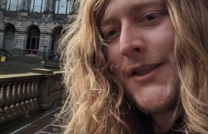 Picture of Ben Collier at Old College